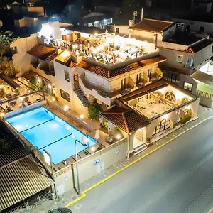 3* Hotel Erato